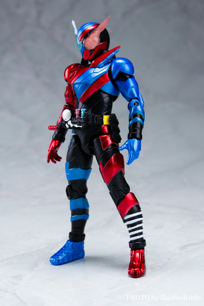 アクションフィギュア 仮面ライダービルド ラビットタンクフォーム