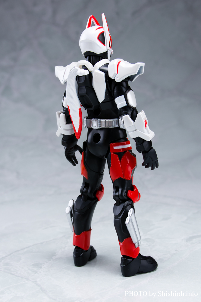 アクションフィギュア 仮面ライダーギーツ マグナムブーストフォーム