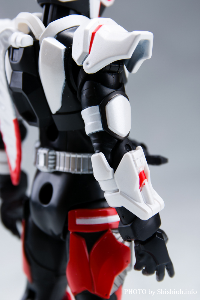 アクションフィギュア 仮面ライダーギーツ マグナムブーストフォーム