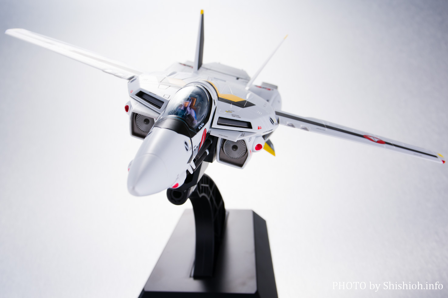 超時空要塞マクロス 初回限定版 VF-1S バルキリー