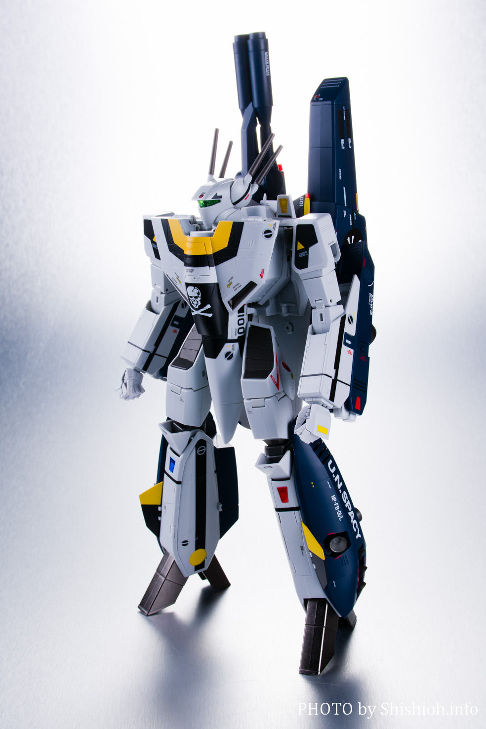 DX超合金VF-1S ロイ·フォッカー+スーパーパーツ セット-