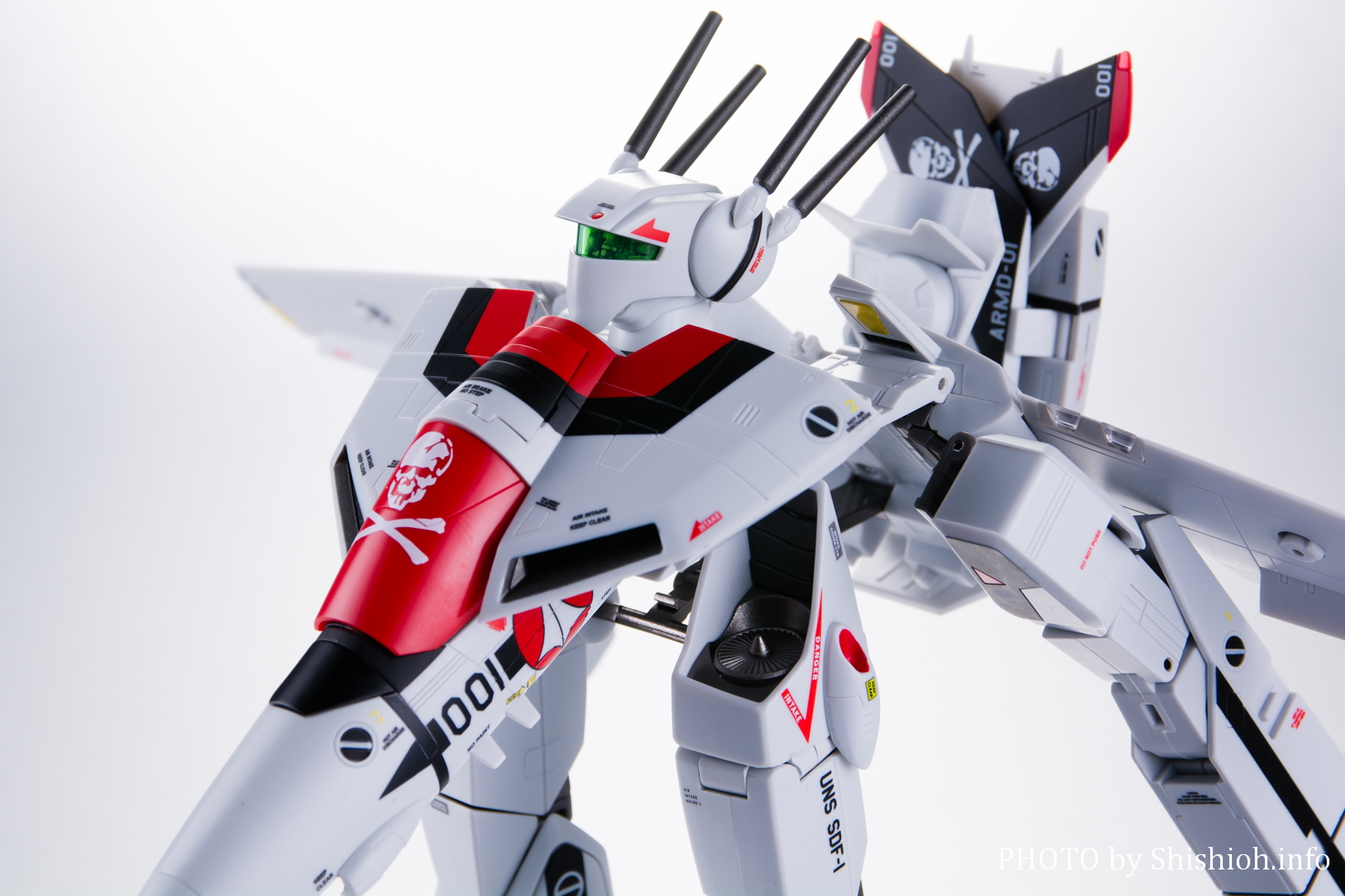 レビュー】DX超合金 劇場版VF-1S バルキリー（一条輝機） パート２