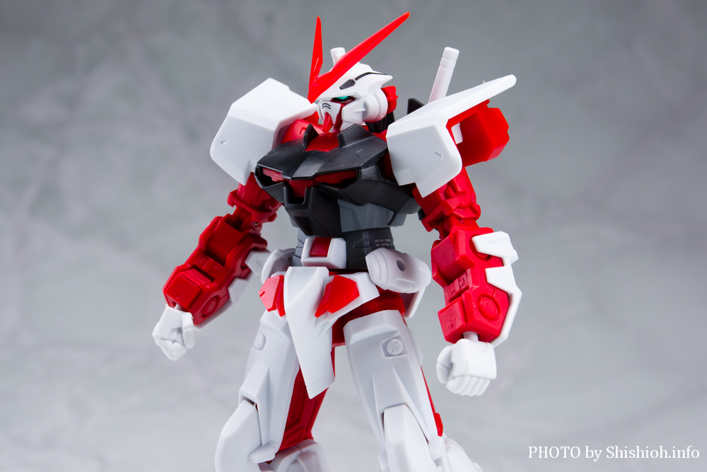 GUNDAM UNIVERSE MBF-P02 GUNDAM ASTRAY RED FRAME