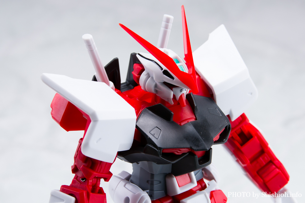 GUNDAM UNIVERSE MBF-P02 GUNDAM ASTRAY RED FRAME