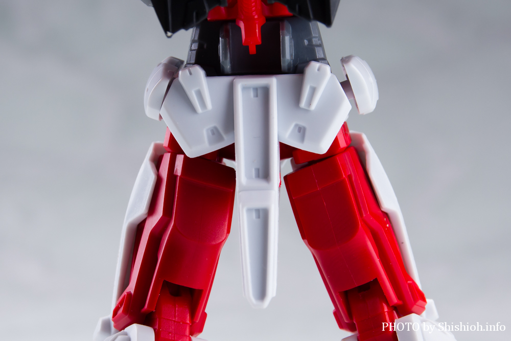 GUNDAM UNIVERSE MBF-P02 GUNDAM ASTRAY RED FRAME