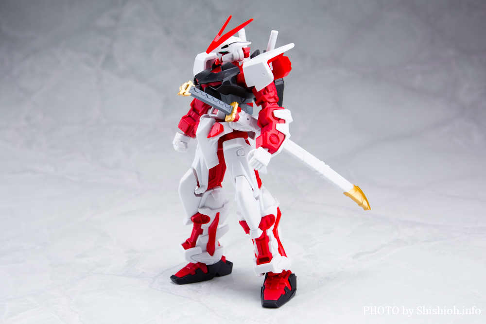 GUNDAM UNIVERSE MBF-P02 GUNDAM ASTRAY RED FRAME