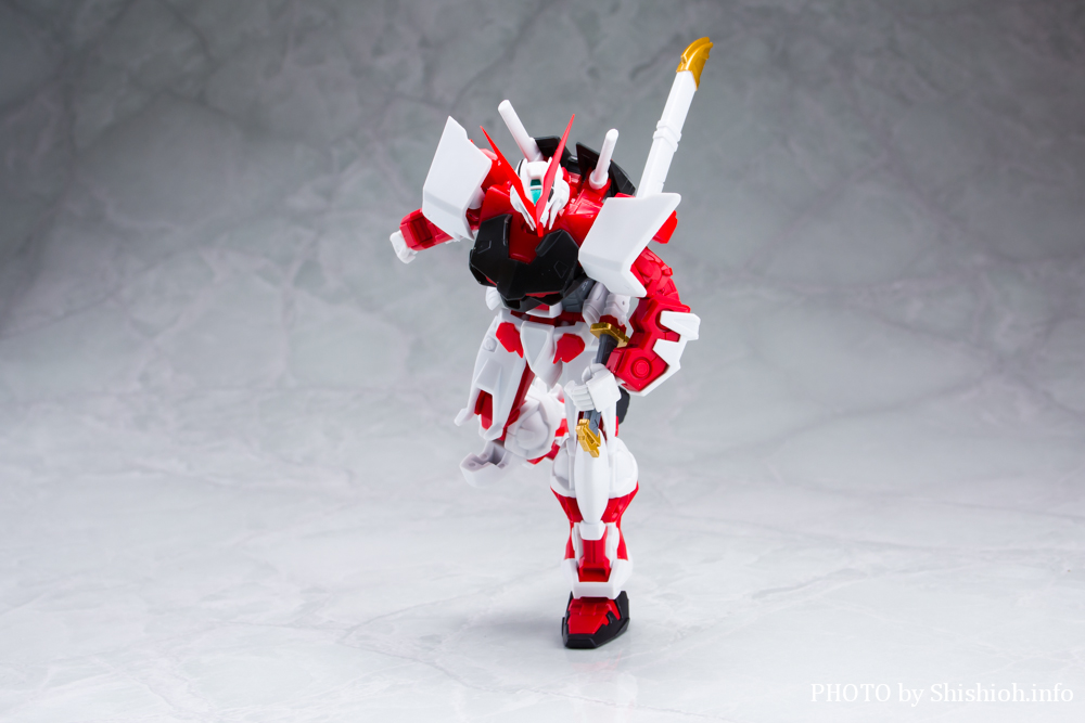 GUNDAM UNIVERSE MBF-P02 GUNDAM ASTRAY RED FRAME