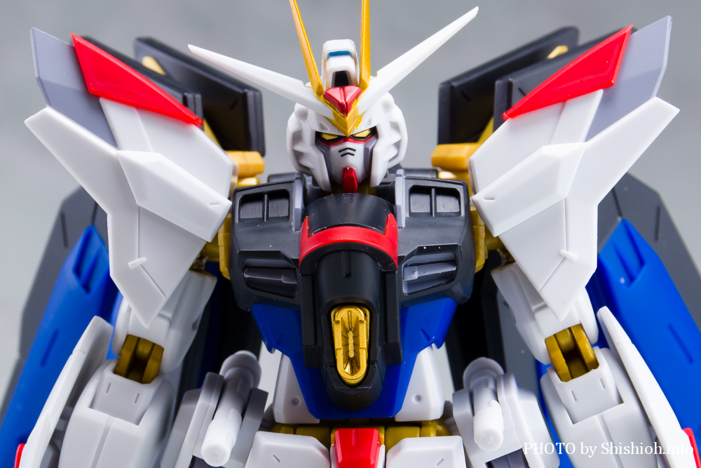 GUNDAM UNIVERSE ZGMF/A-262B STRIKE FREEDOM GUNDAM TYPEU