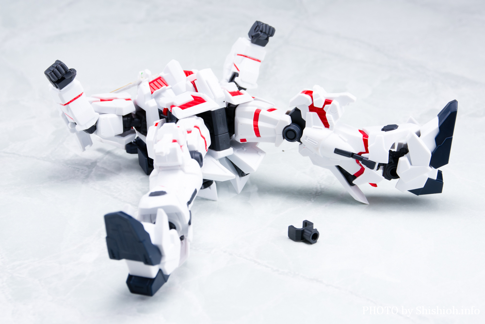 GUNDAM UNIVERSE RX-0 UNICORN GUNDAM RENEWAL