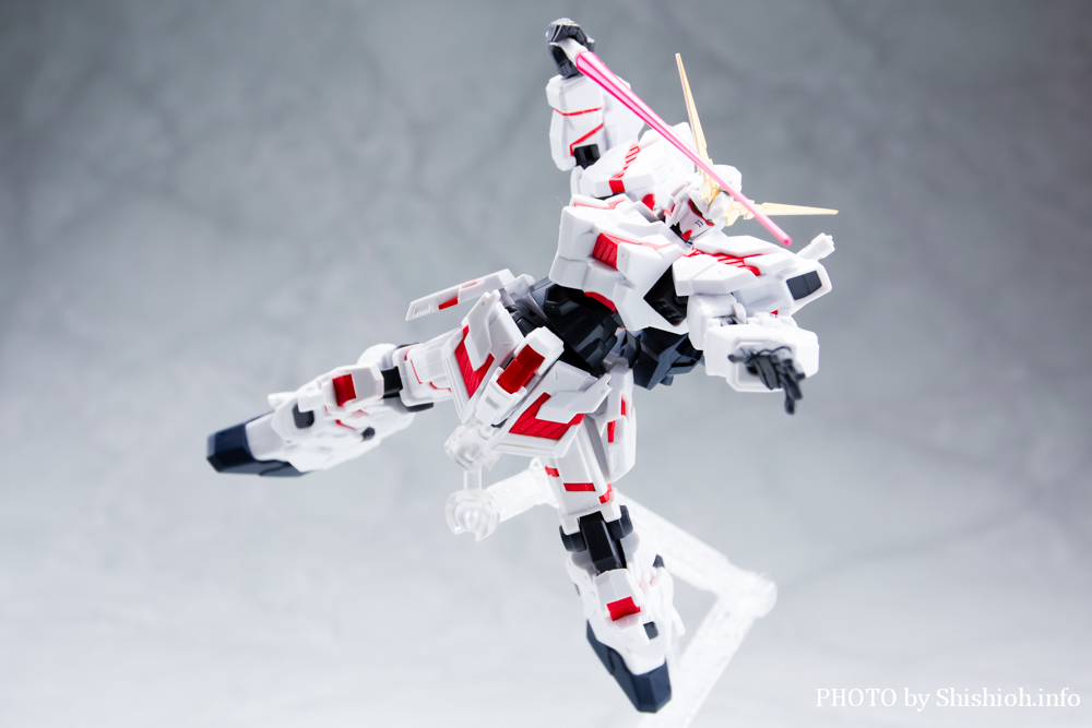GUNDAM UNIVERSE RX-0 UNICORN GUNDAM RENEWAL