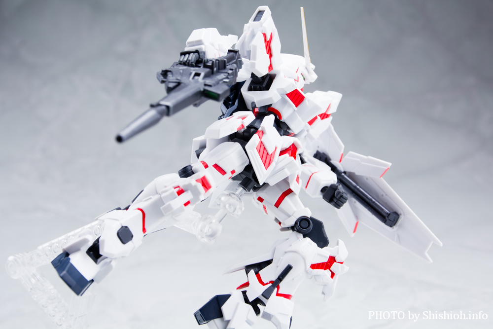 GUNDAM UNIVERSE RX-0 UNICORN GUNDAM RENEWAL