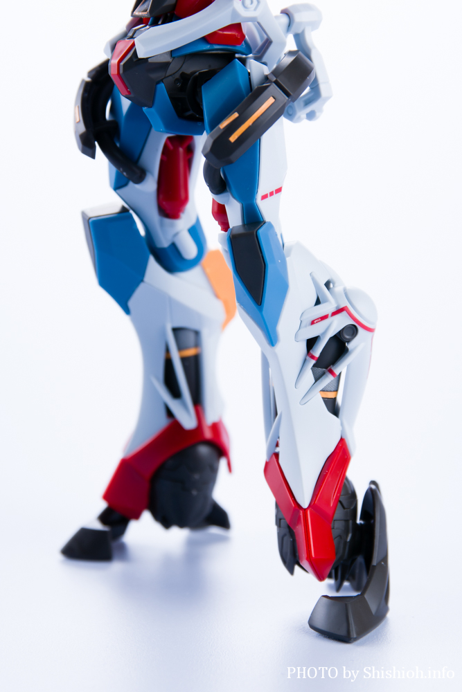 HG 1/144 GQuuuuuuX