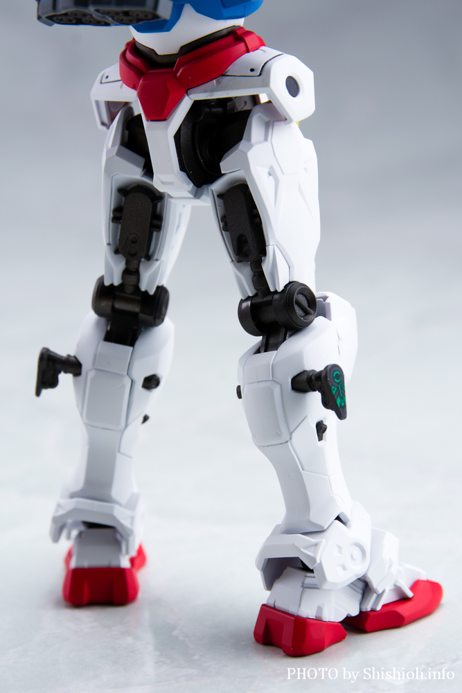 HG 1/144 軽キャノン(セイラ専用カラー)