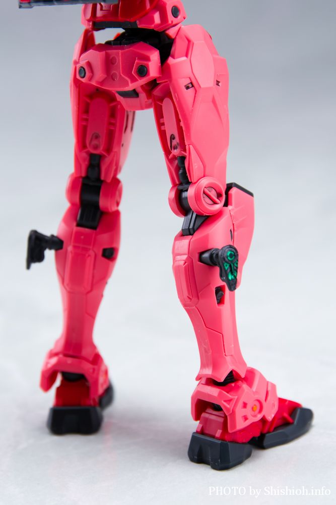 HG 1/144 赤いガンダム