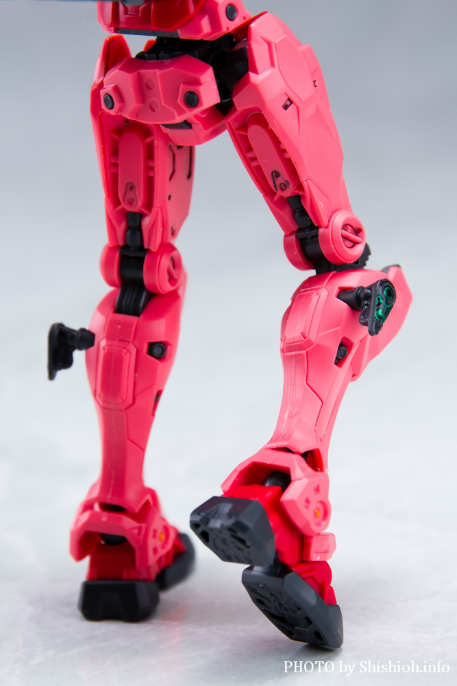 HG 1/144 赤いガンダム