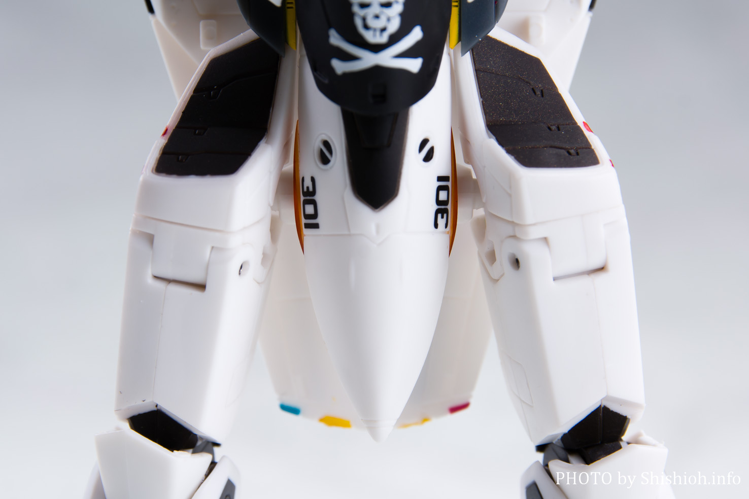 HI-METAL R VF-0S フェニックス(ロイ・フォッカー機)【バトロイド】