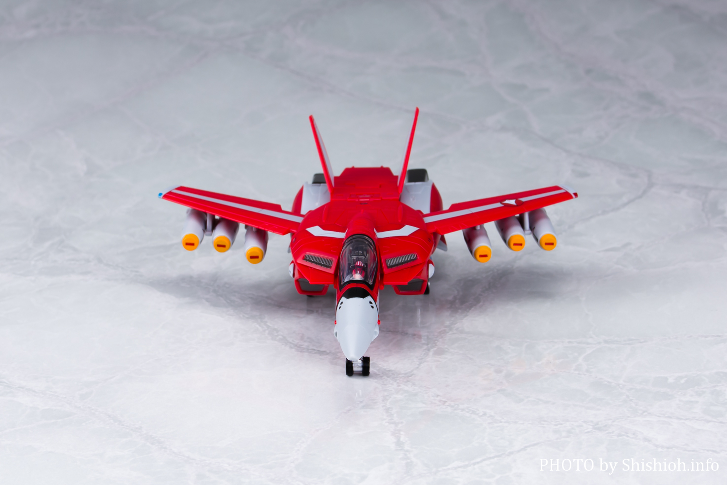 HI-METAL R VF-1J スーパーバルキリー（ミリア・ファリーナ・ジーナス機）