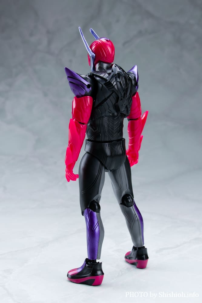 ���ʃ��C�_�[�A�N�V�����t�B�M���A ���ʃ��C�_�[�h�H�[��