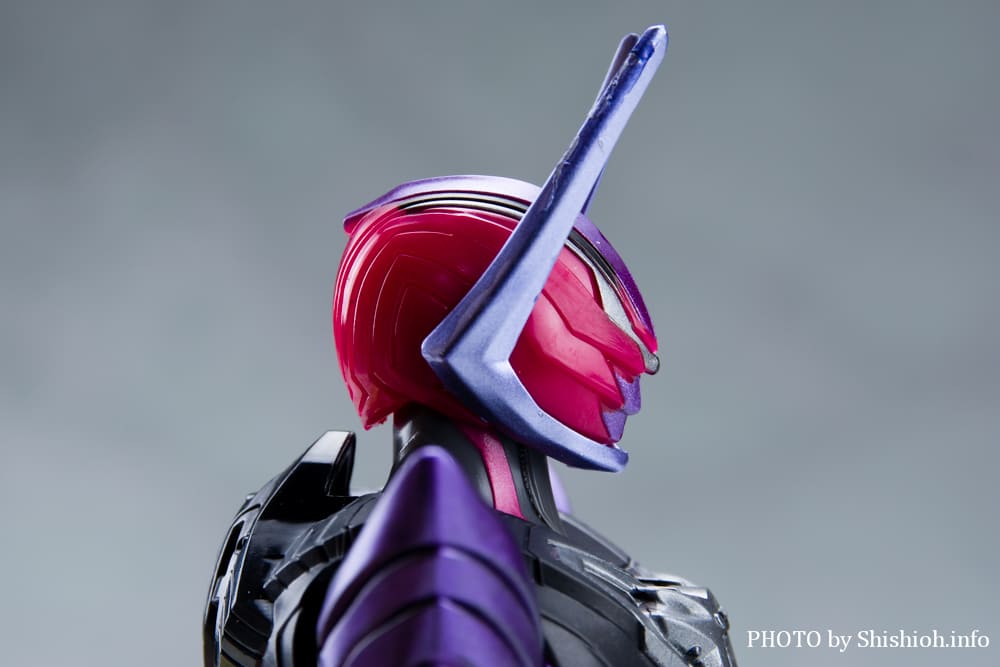 ���ʃ��C�_�[�A�N�V�����t�B�M���A ���ʃ��C�_�[�h�H�[��