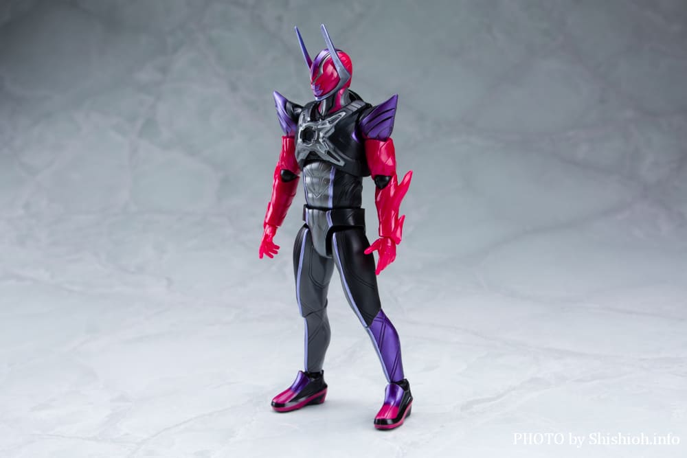 仮面ライダーアクションフィギュア 仮面ライダードォーン
