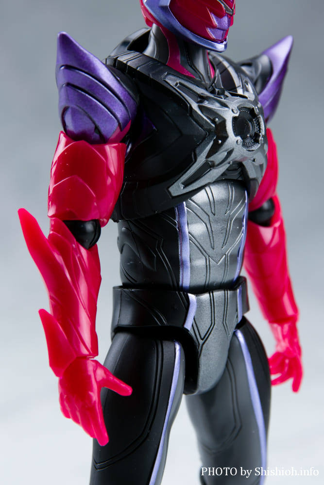 仮面ライダーアクションフィギュア 仮面ライダードォーン