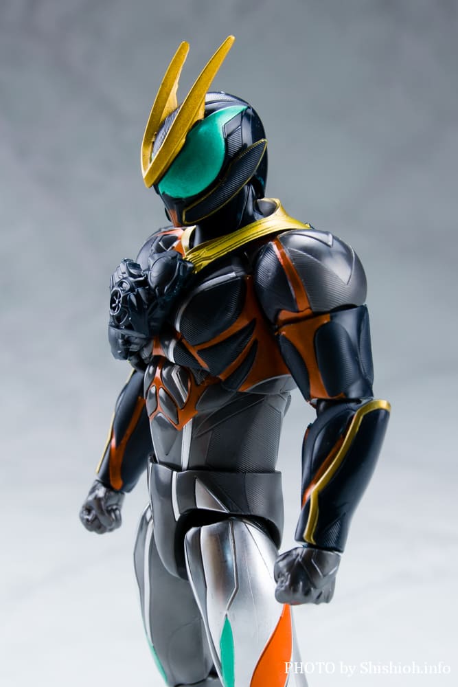 ���ʃ��C�_�[�A�N�V�����t�B�M���A ���ʃ��C�_�[�[�b�c �J�^�X�g����