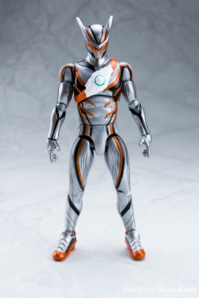 ���ʃ��C�_�[�A�N�V�����t�B�M���A �m�N�X�i�C�g