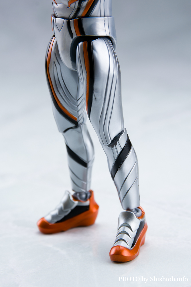 ���ʃ��C�_�[�A�N�V�����t�B�M���A �m�N�X�i�C�g