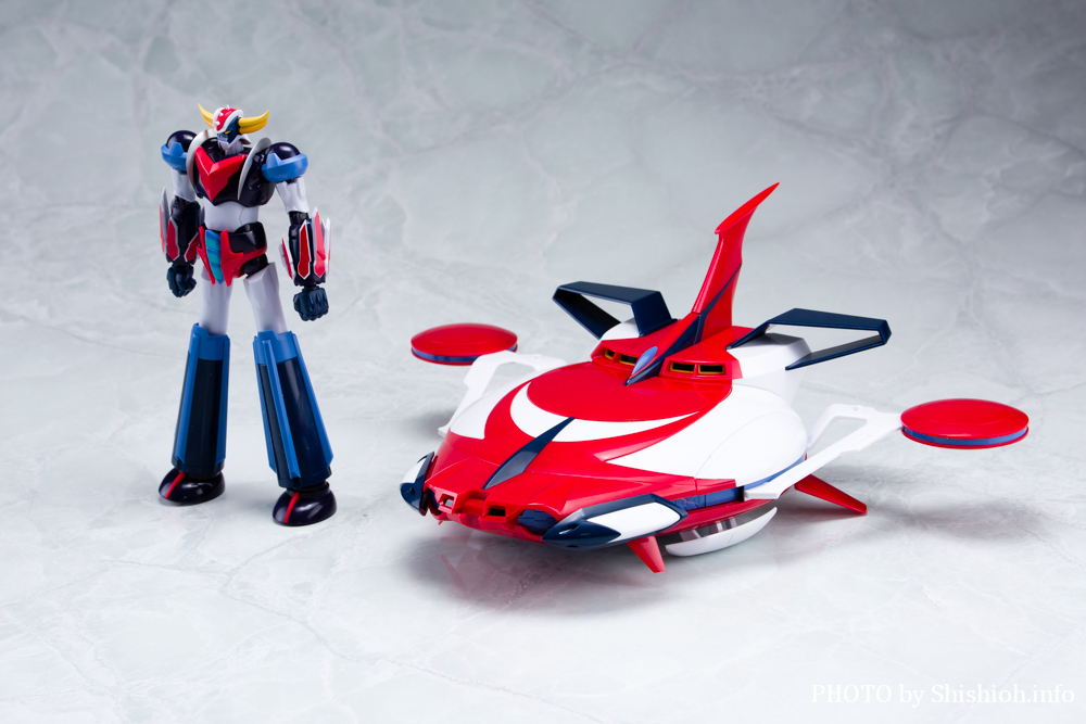 ROBOT SIDE SUPER XyCU[ From GRENDIZER U
