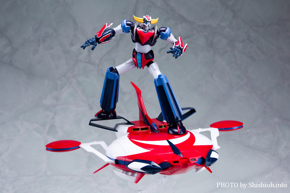 ROBOT SIDE SUPER XyCU[ From GRENDIZER U