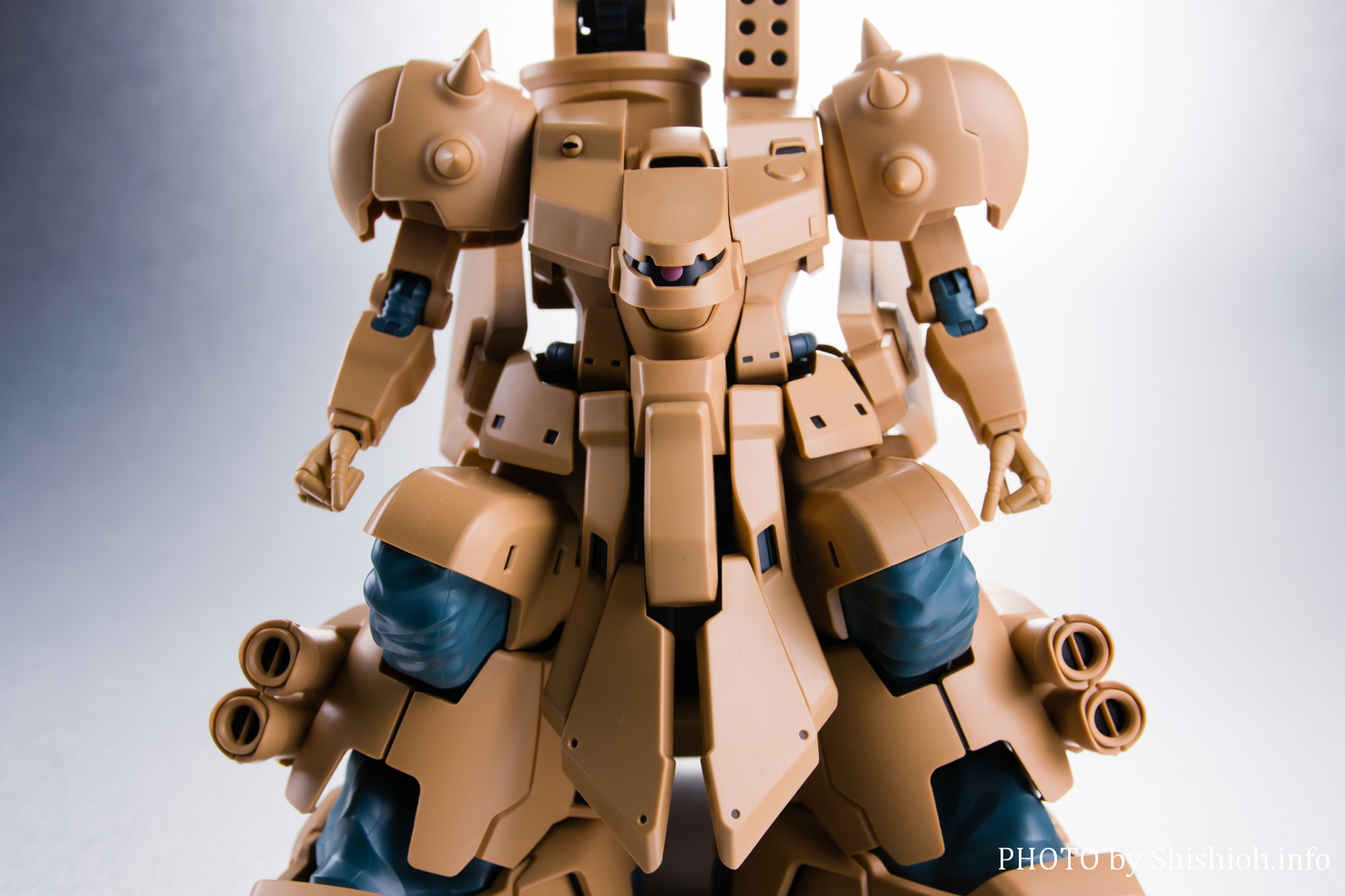 完成品フィギュア「ROBOT魂 ＜SIDE MS＞ YMS-16M ザメル ver 