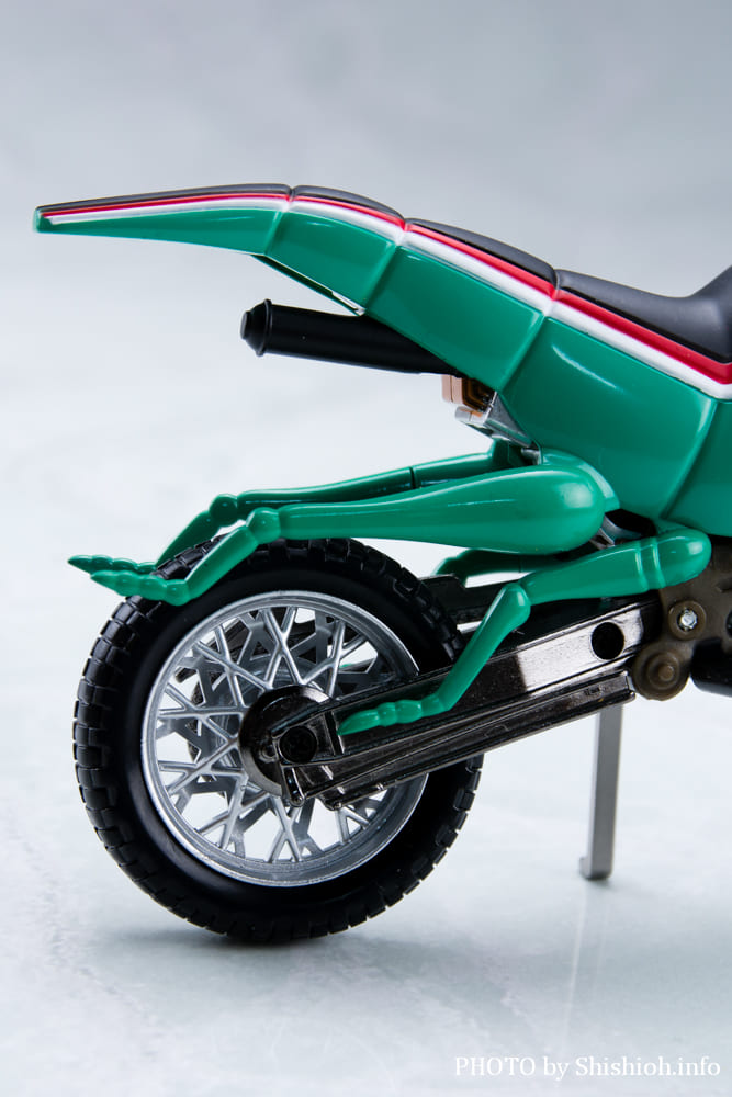 S.H.Figuarts �o�g���z�b�p�[