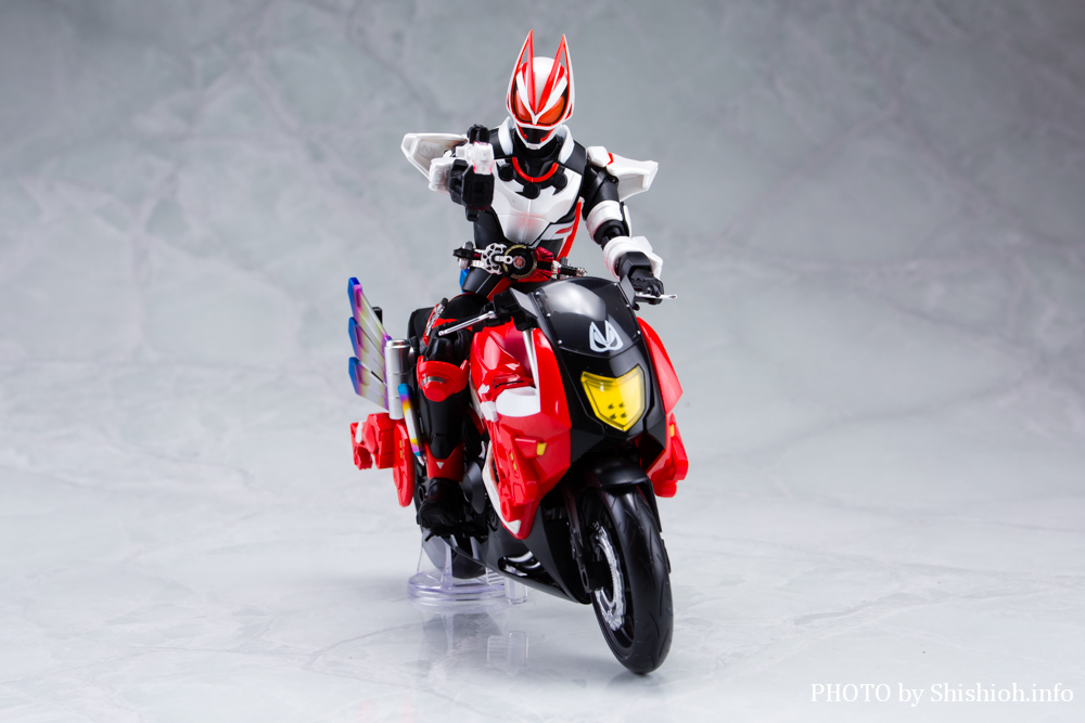 S.H.Figuarts u[XgCJ[