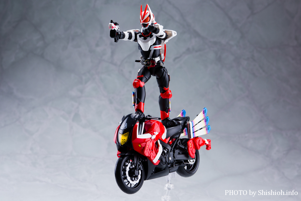 S.H.Figuarts u[XgCJ[