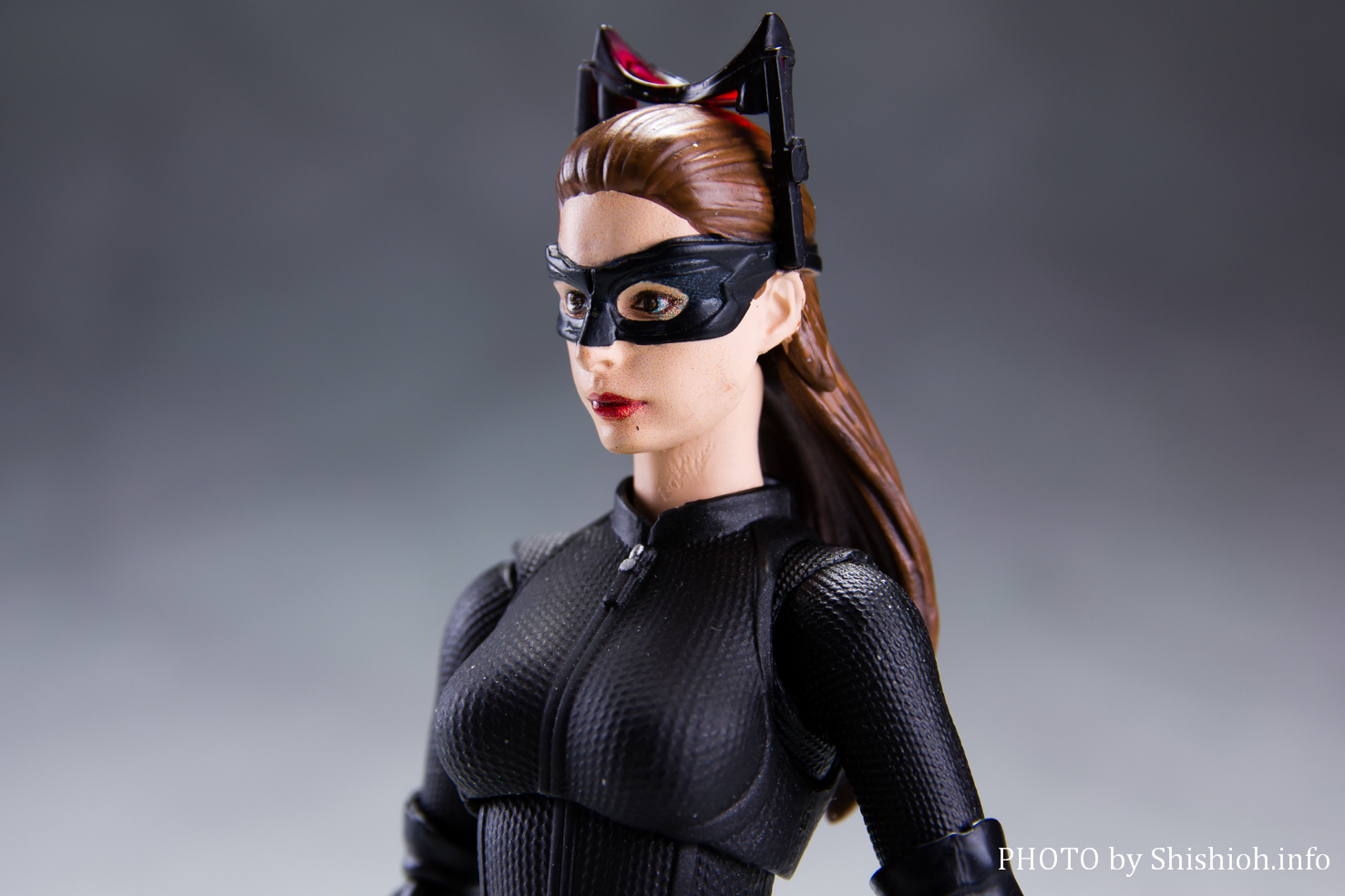 S.H.フィギュアーツ キャットウーマン(The Dark Knight Ri…-