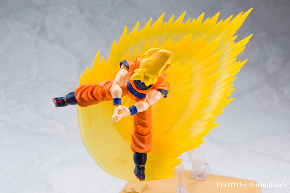 S.H.Figuarts X[p[TCl̃GtFNgp[cZbg-uԈړ߂͂ߔg-