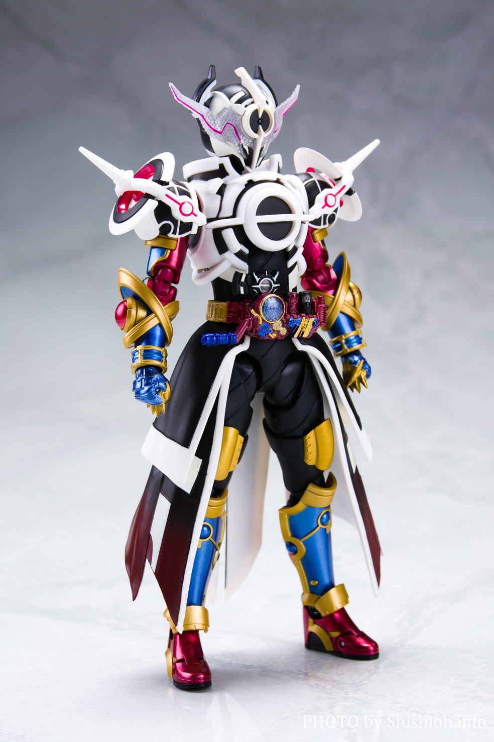 仮面ライダーエボル ブラックホールフォーム フィギュアーツ - 特撮