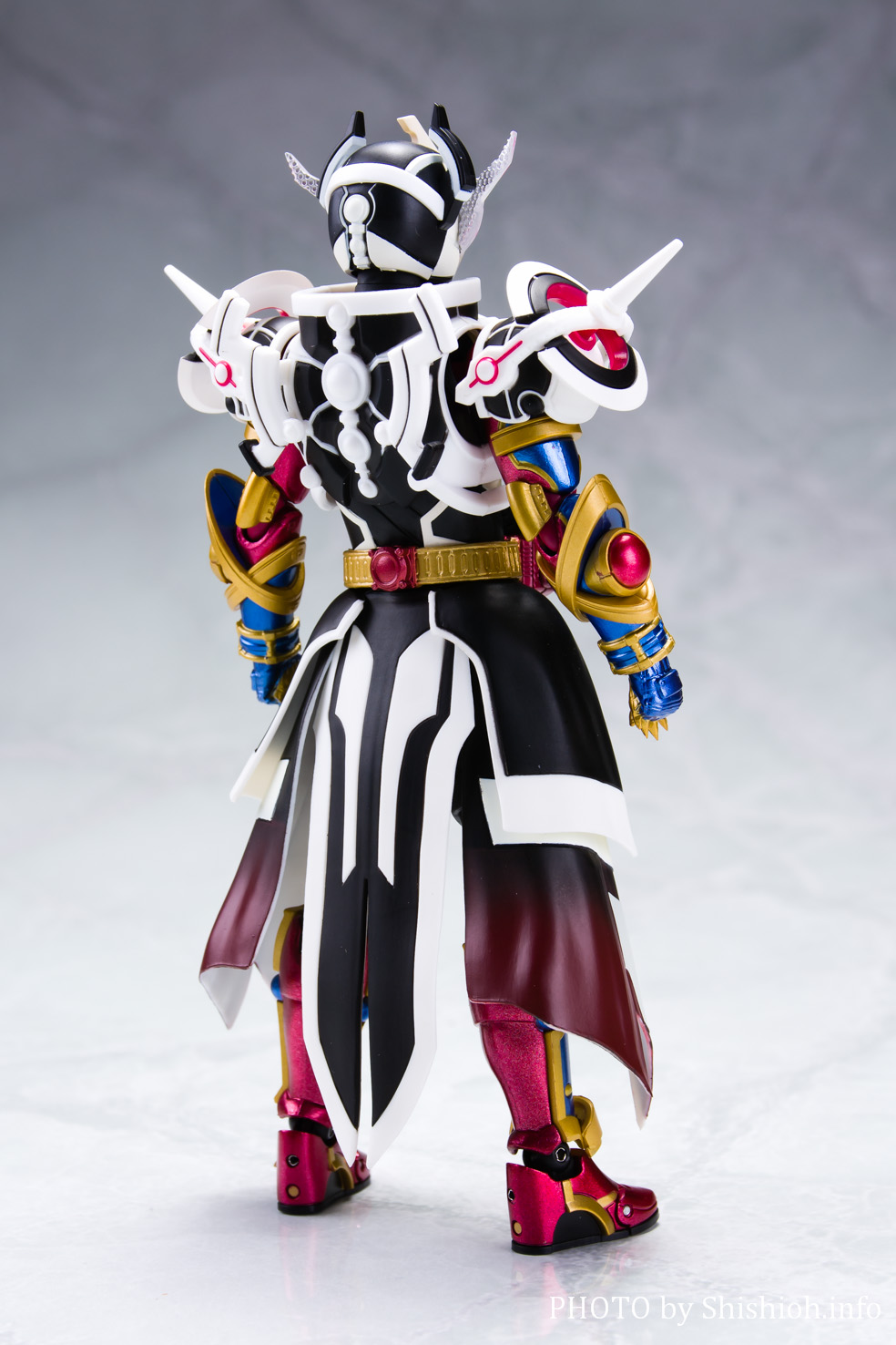 S.H.Figuarts 仮面ライダーエボル ブラックホールフォーム・フェーズ4