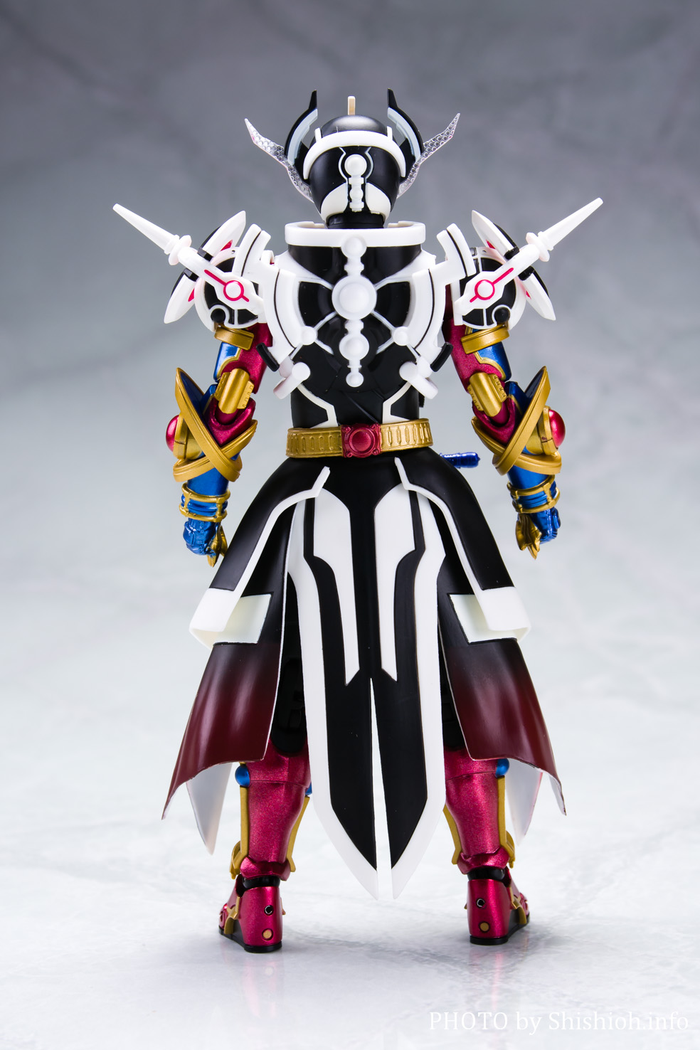 ○日本正規品○ フィギュアーツ 仮面ライダーエボル フェーズ4 