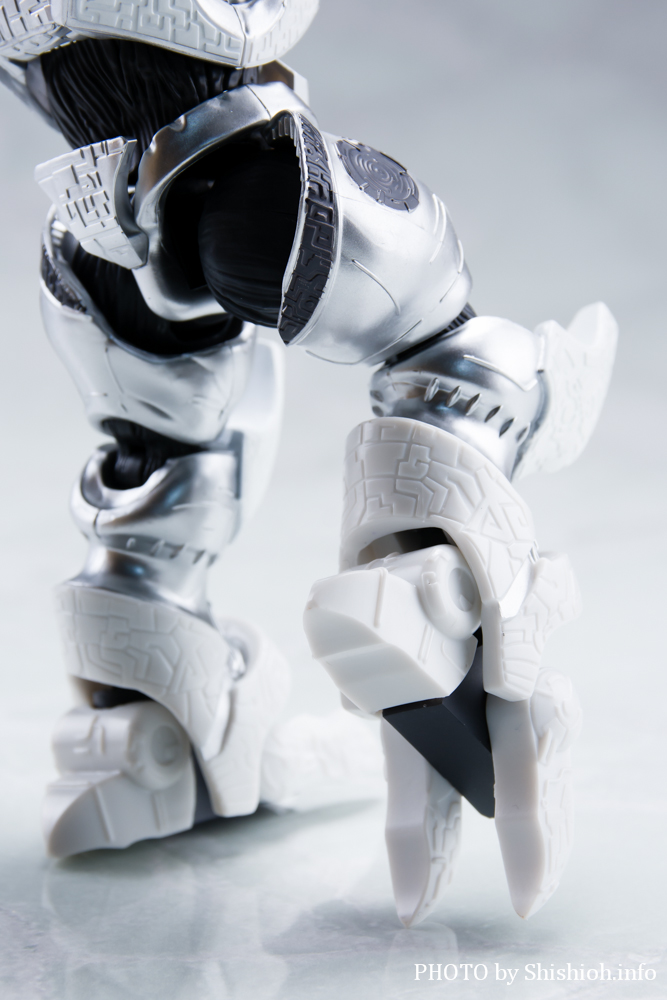 S.H.Figuarts MNg