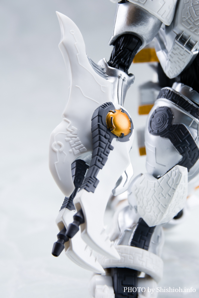 S.H.Figuarts MNg