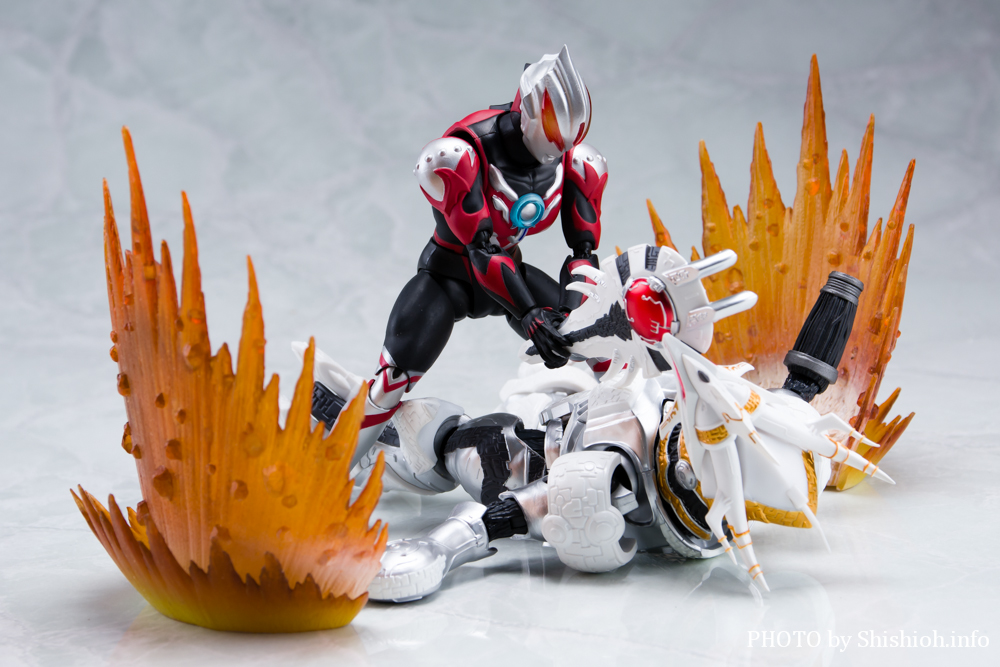 S.H.Figuarts MNg
