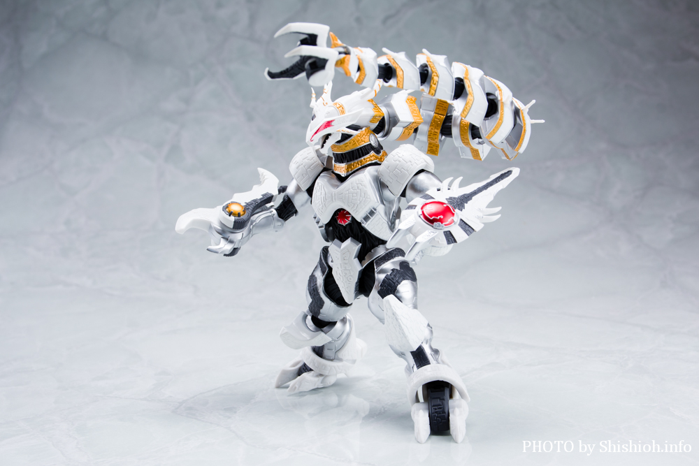 S.H.Figuarts MNg