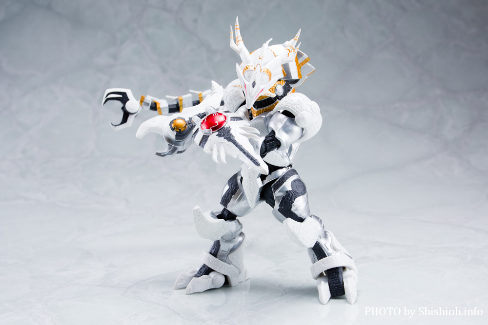 S.H.Figuarts MNg