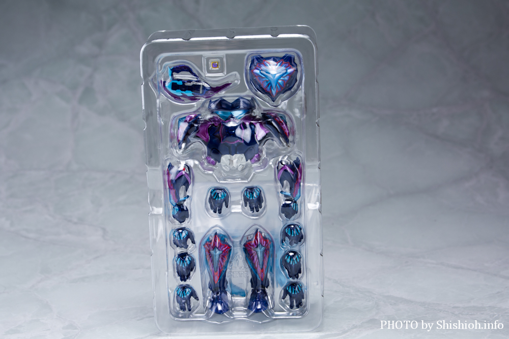S.H.Figuarts MNV[A[}[