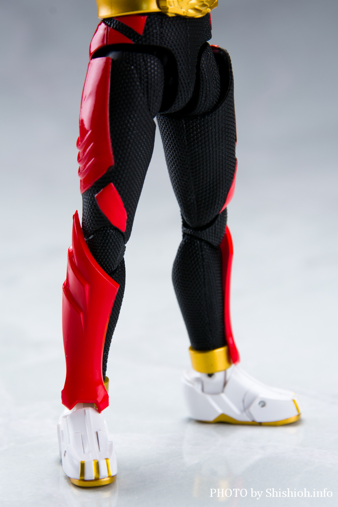 S.H.Figuarts ゴジュウウルフ(初回限定センタイリング付属版)