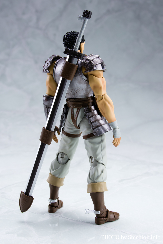 S.H.Figuarts ガッツ(鷹の団)