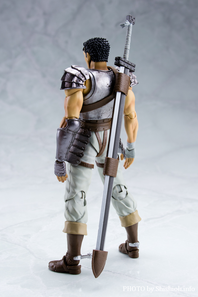 S.H.Figuarts ガッツ(鷹の団)