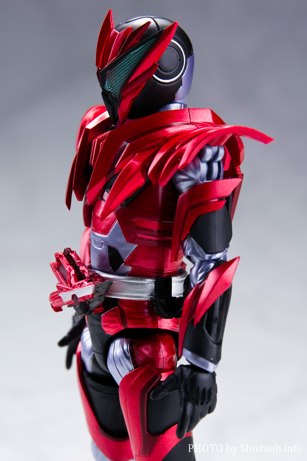 レビュー】 S.H.Figuarts 仮面ライダー迅 バーニングファルコン