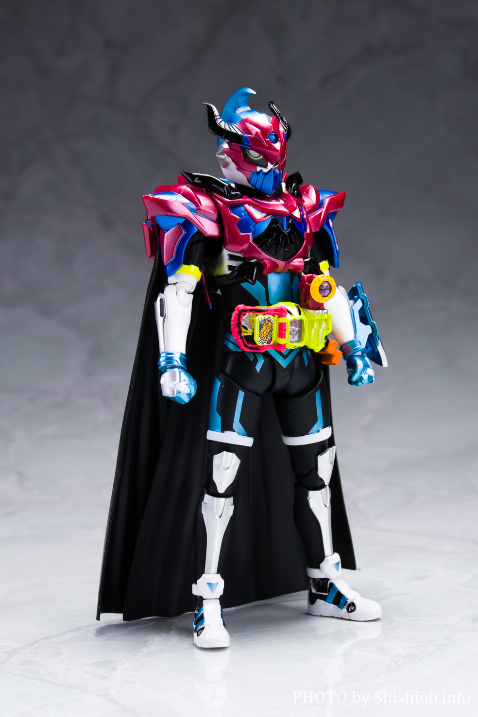 SALE／90%OFF】 S.H.Figuarts 仮面ライダーブレイブ ファンタジー